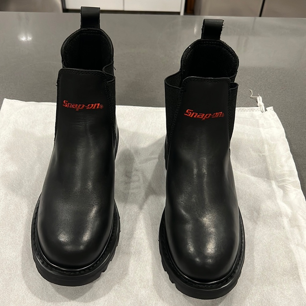 BRAND NEW SNAP ON